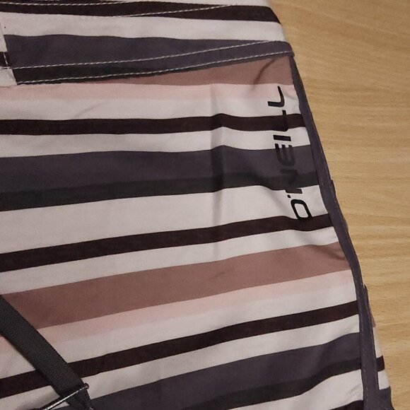 O'Neill Pink White Stripe Shorts 9 - Picture 3 of 4